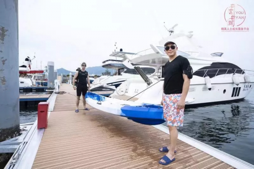 游艇直播間，探尋隱秘小巷的海上世界之旅