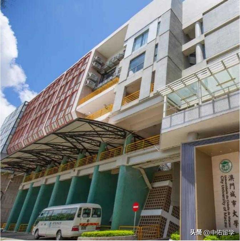 “2024正版澳門免費(fèi)資源車庫，熱門圖庫解答娛樂精選BWY663.69”