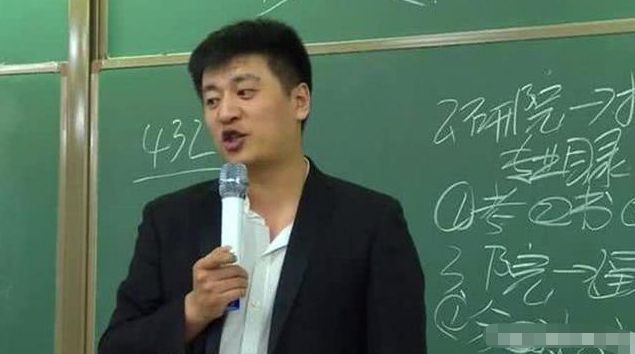 張雪峰吉大最新視頻，深度洞察與熱議熱議的話題焦點(diǎn)