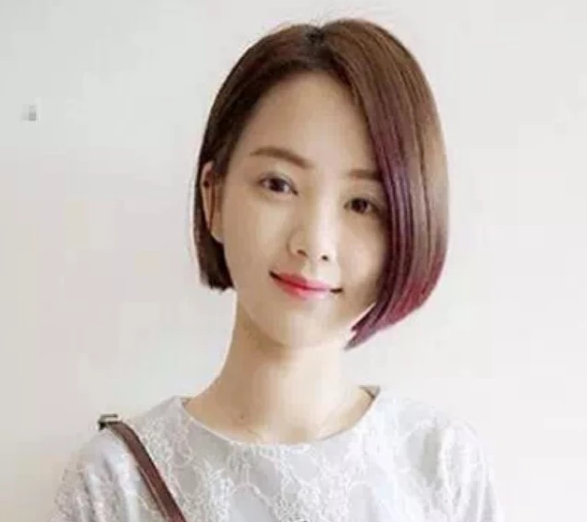 最新女士短發(fā)發(fā)型詳解，步驟指南與造型建議