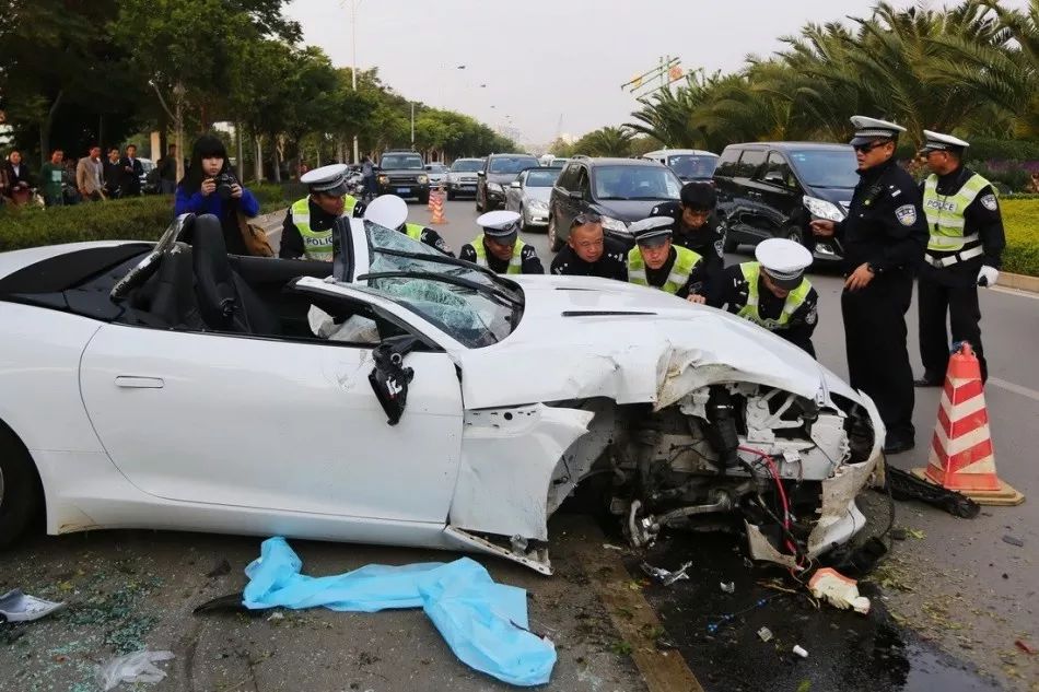 普寧論壇最新車禍?zhǔn)录?，力量背后的變化引發(fā)自信與成就感探討