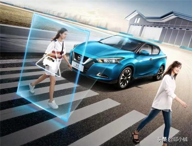 藍(lán)鳥(niǎo)汽車(chē)降價(jià)引發(fā)市場(chǎng)矚目，最新消息揭示變革動(dòng)向