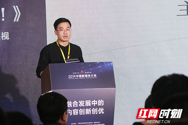 演員丁然，星光璀璨，時(shí)代之光閃耀熒幕